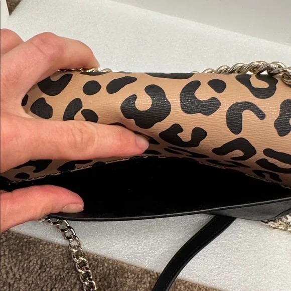 Kate Spade New York Remi leopard-print crossbody bag - Picture 6 of 9